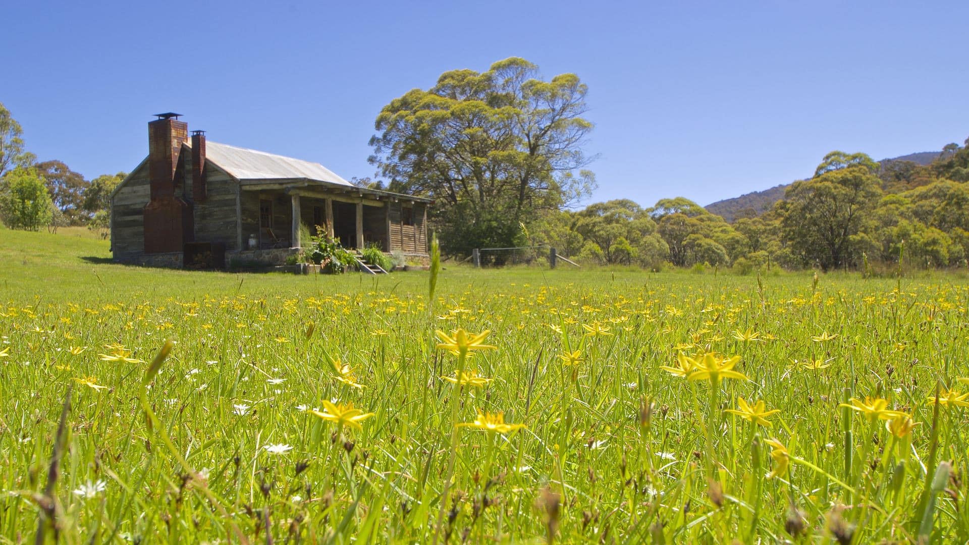Jindabyne cabins—a base for all-season outdoor recreation