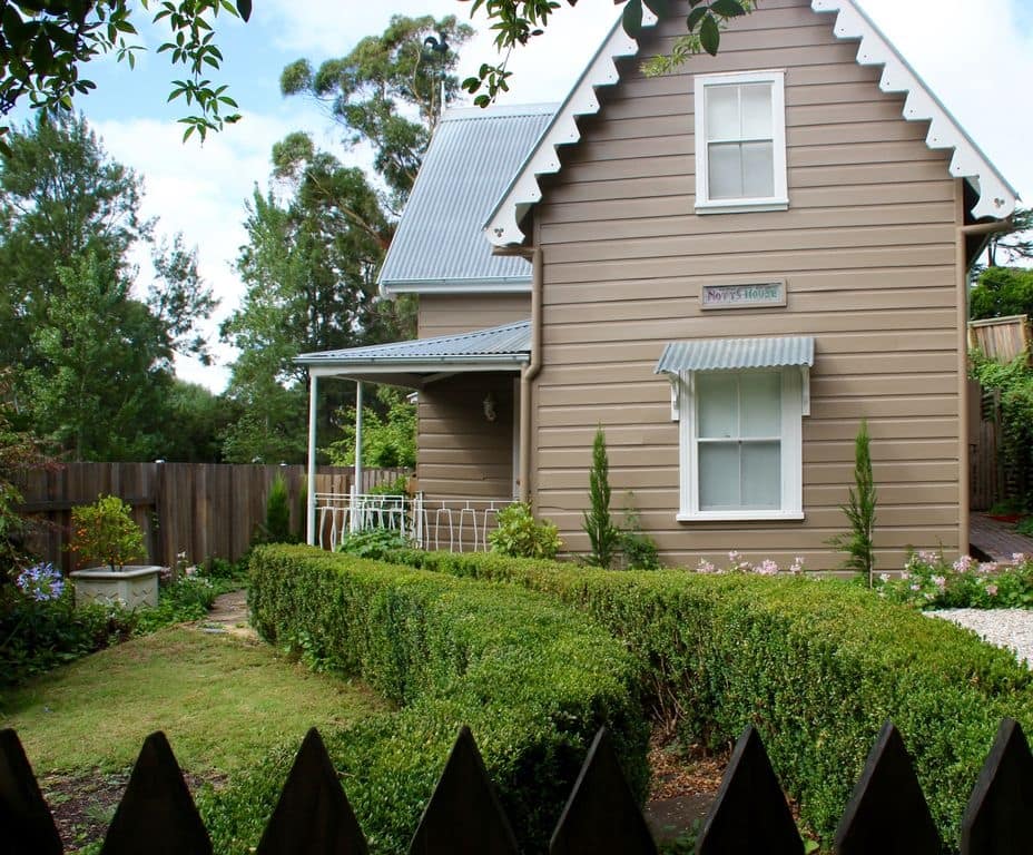 Notts House: the original coach house, circa 1884 cottage in Bowral