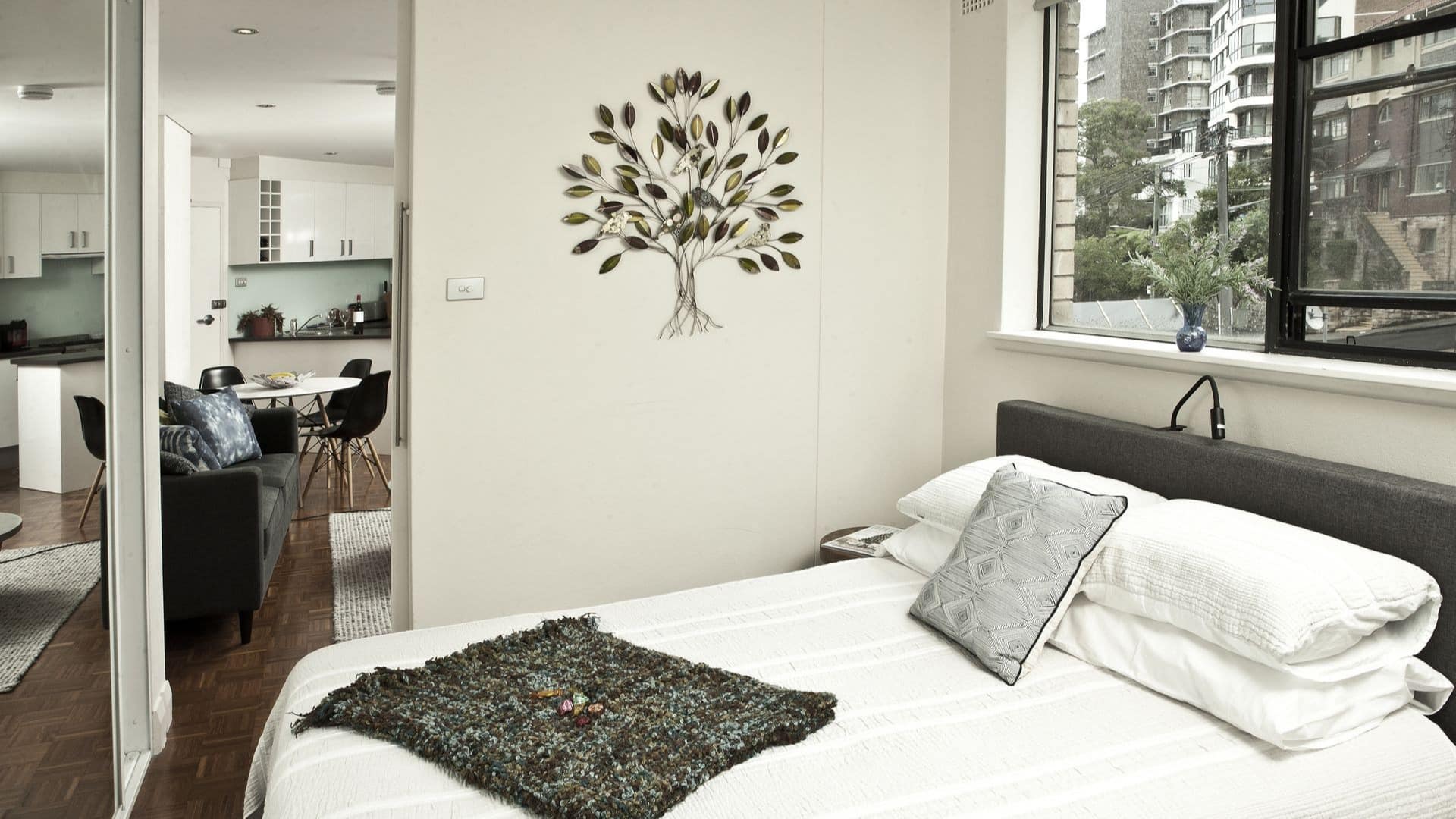 Find The Rocks accommodation that’s right for your holiday