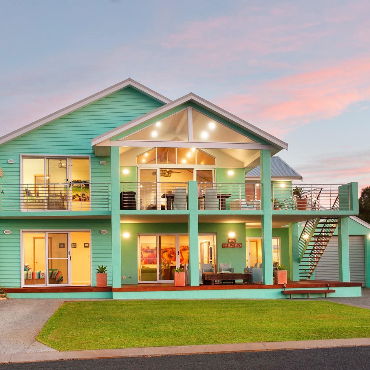 Escape on holiday to Busselton