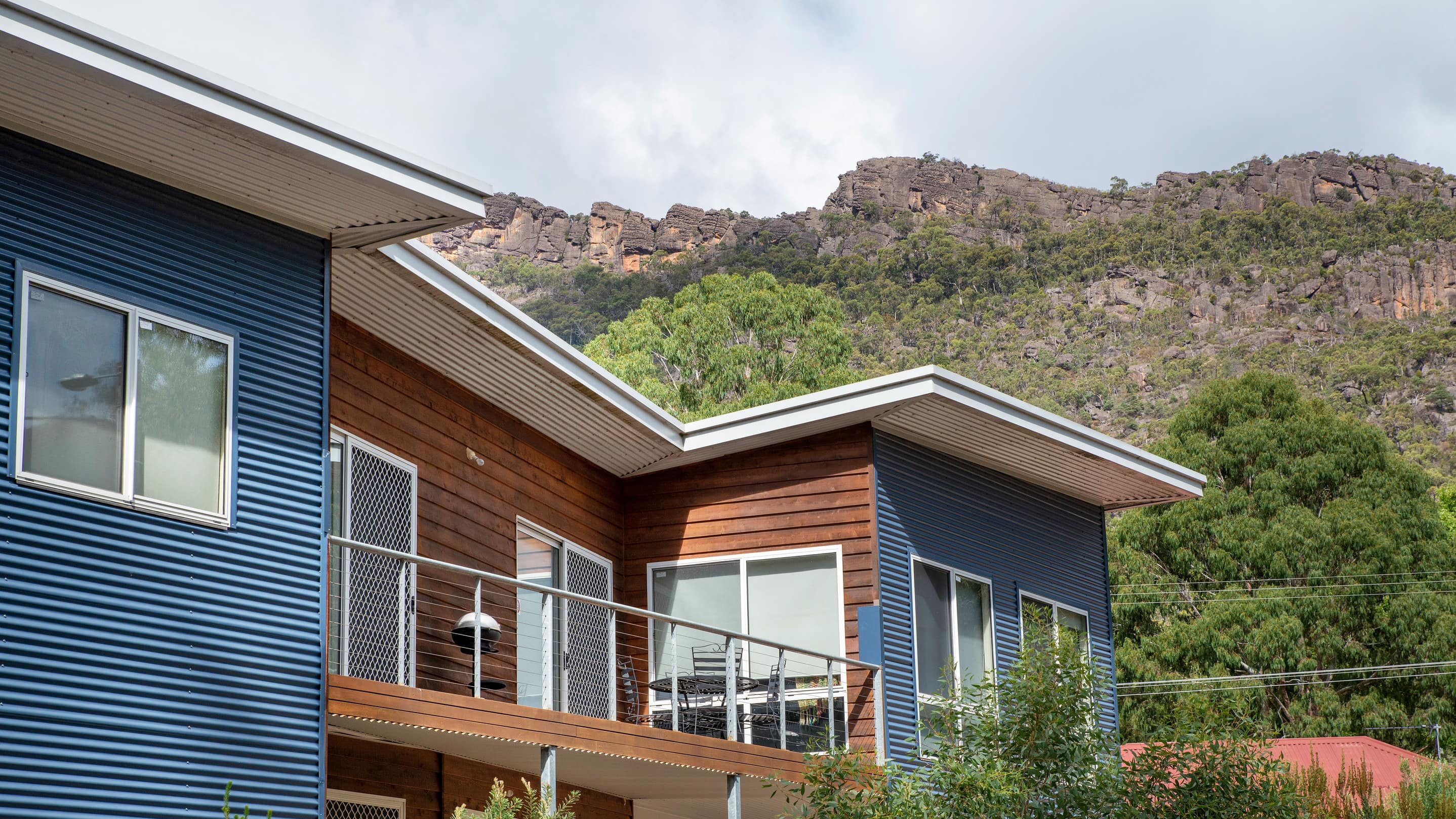 Venture through the gateway of Grampians National Park with a Halls Gap accommodation