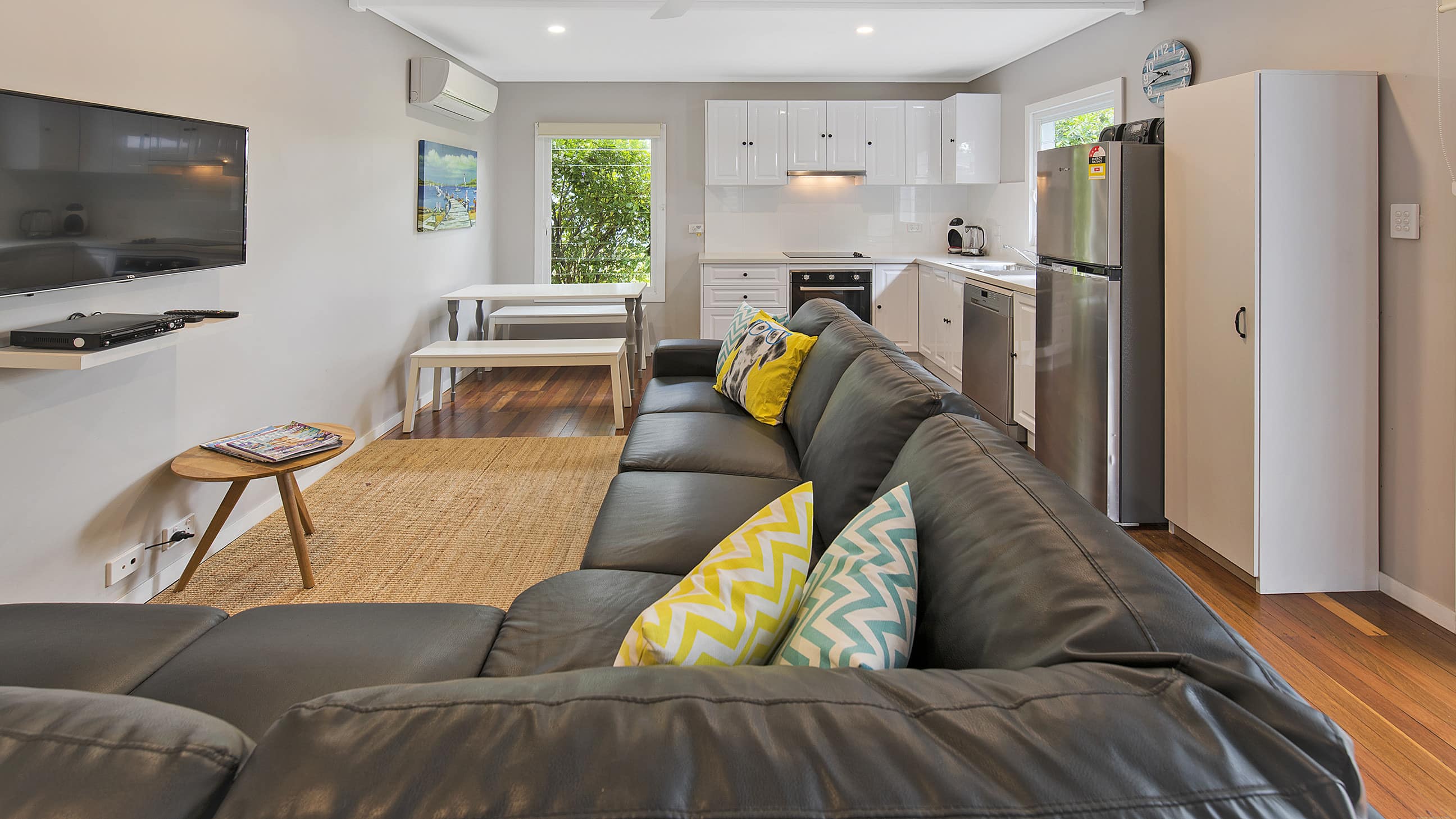 Caloundra accommodation beckons you to exciting nightlife, turquoise ocean waters and all the Sunshine Coast has to offer