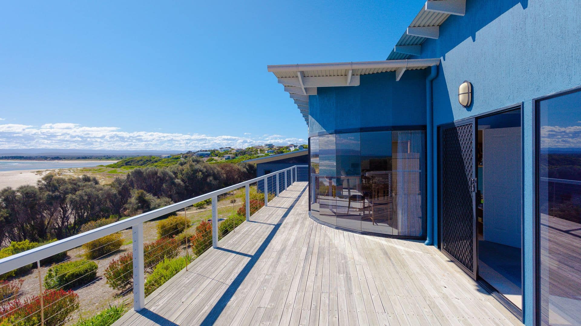 Plan your holiday with Coles Bay accommodation