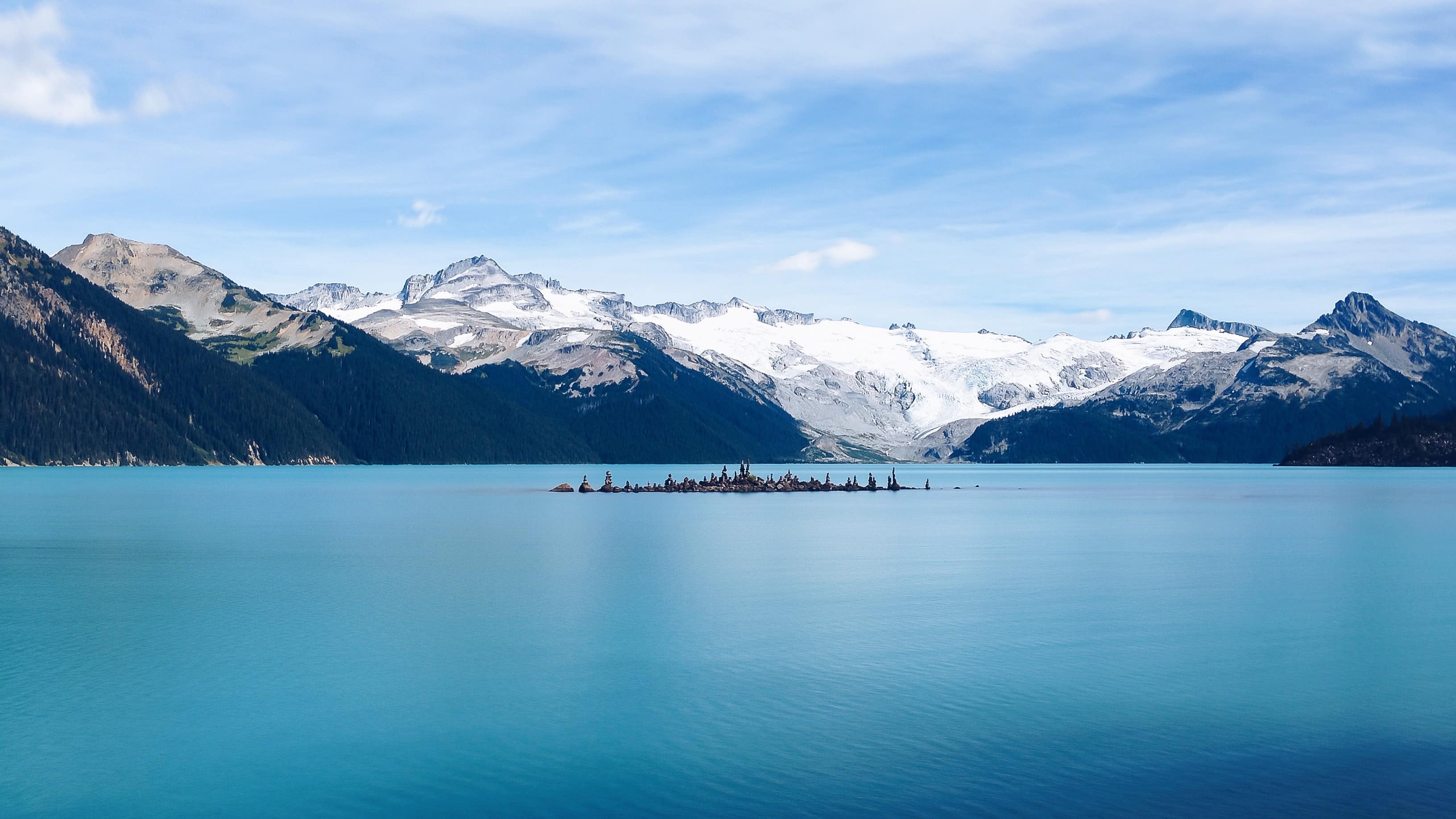 Winter wonderland awaits you in snowy Whistler accommodation