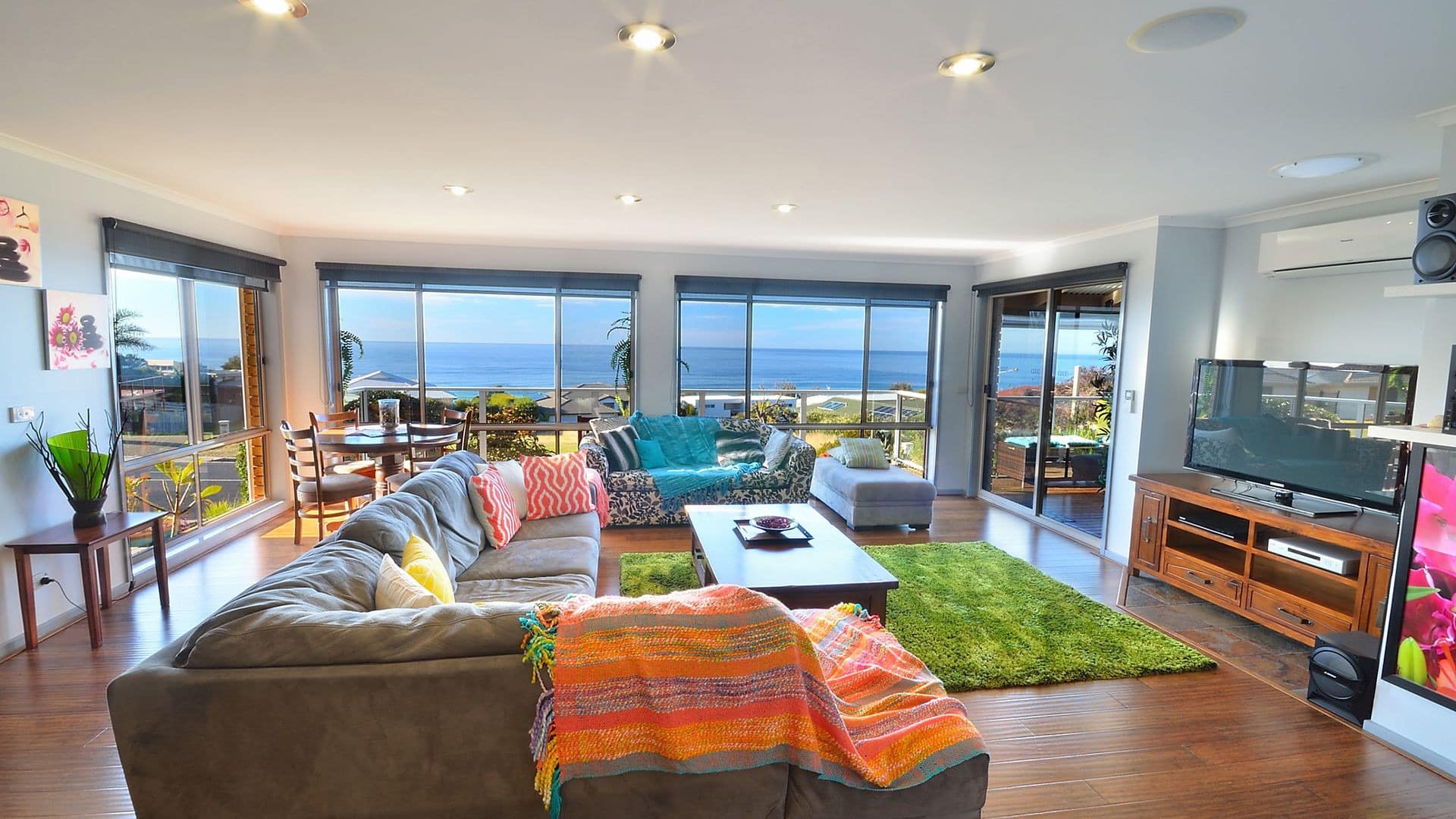 Plan a getaway in pet-friendly accommodation in NSW South Coast