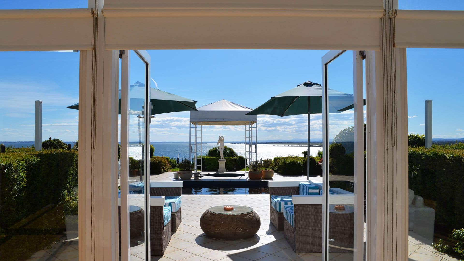 Find peace in a relaxing Metung accommodation