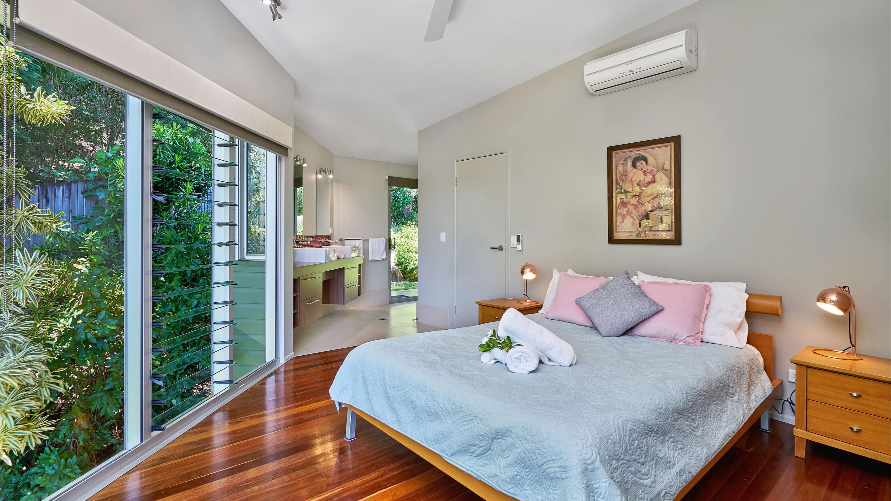 Discover accommodation in Agnes Water and the Town of 1770
