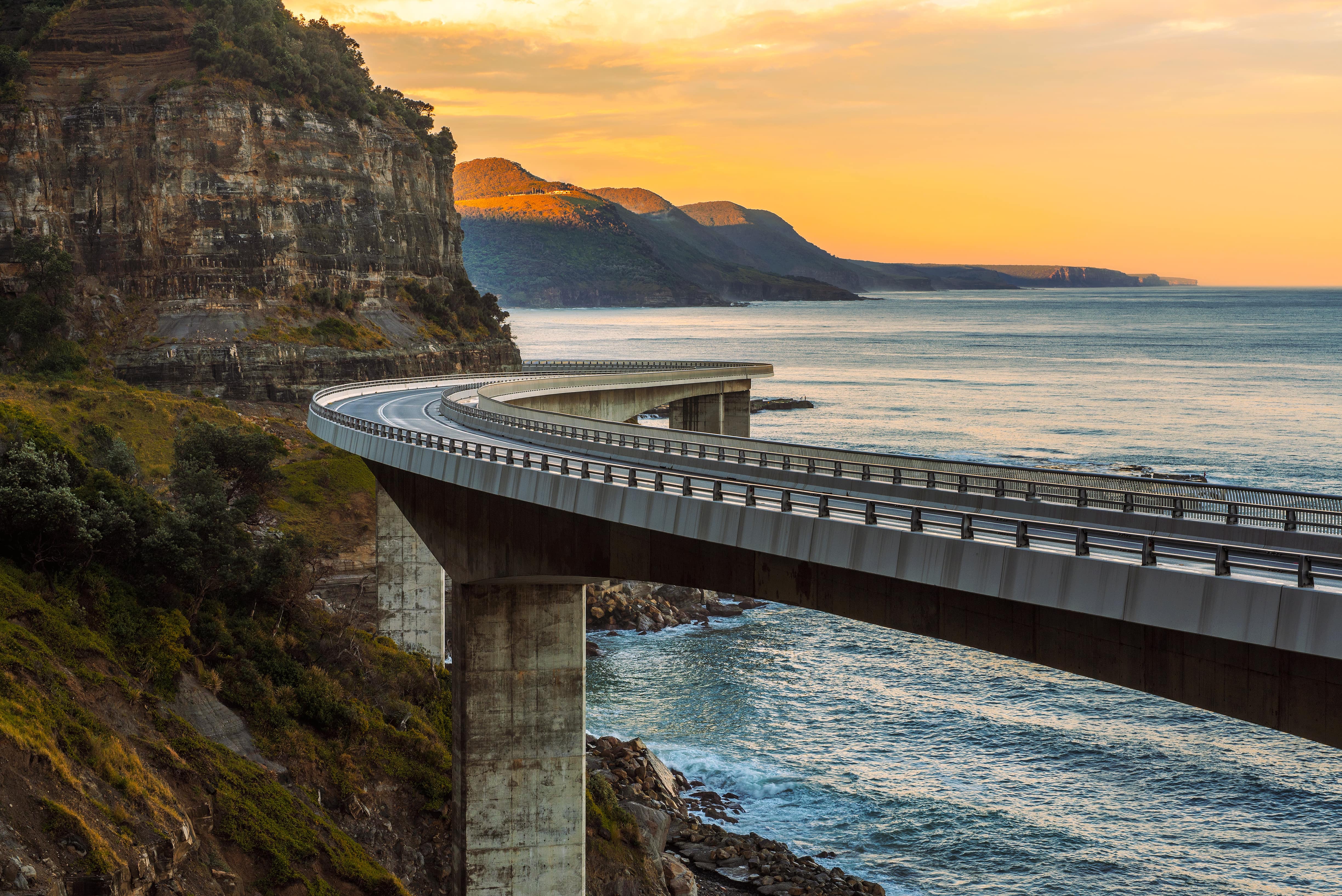 Explore big cities and the beauty of nature with NSW road trips that offer fun for the whole family