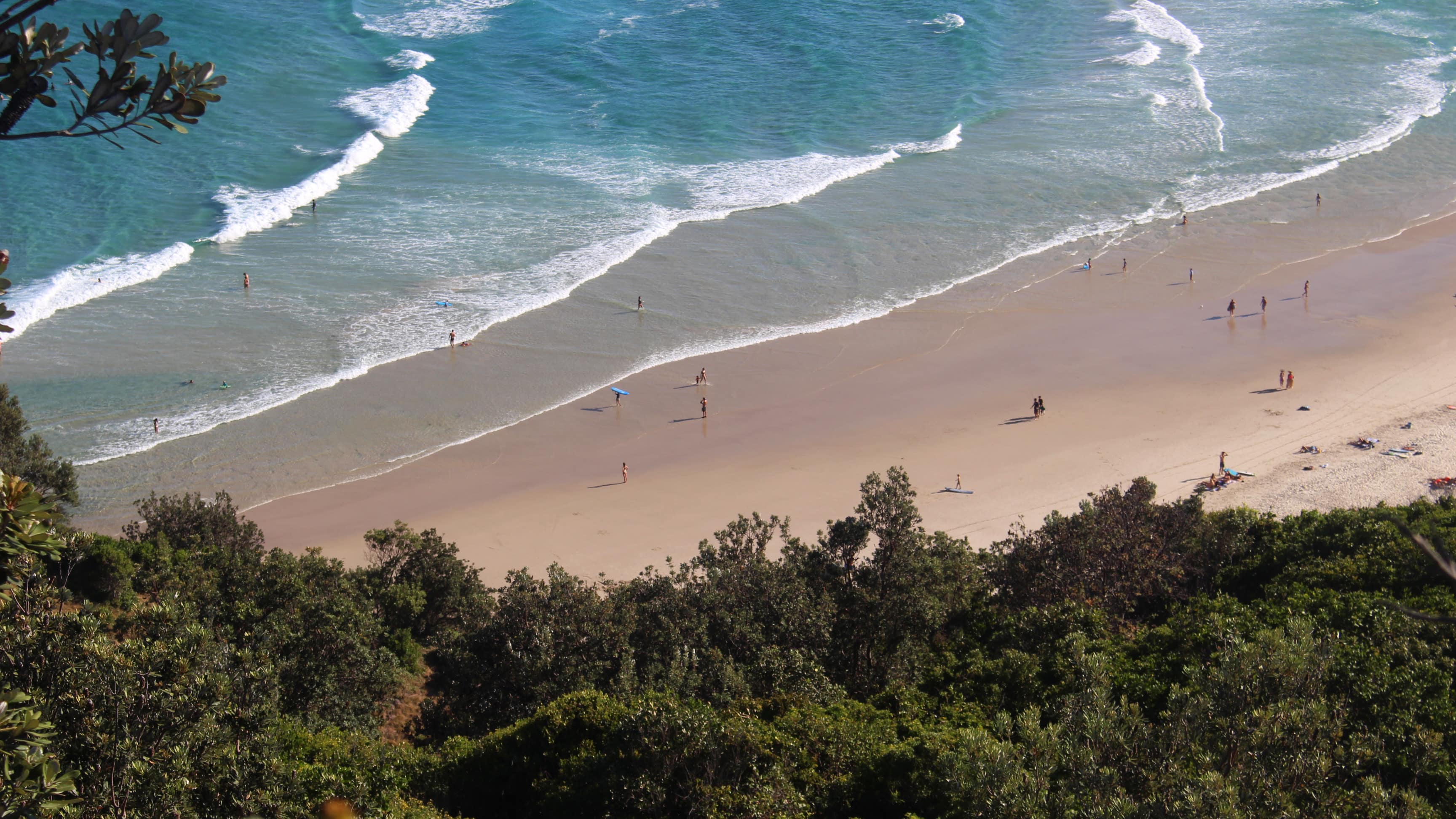 Byron Bay beachfront apartments near the big waves