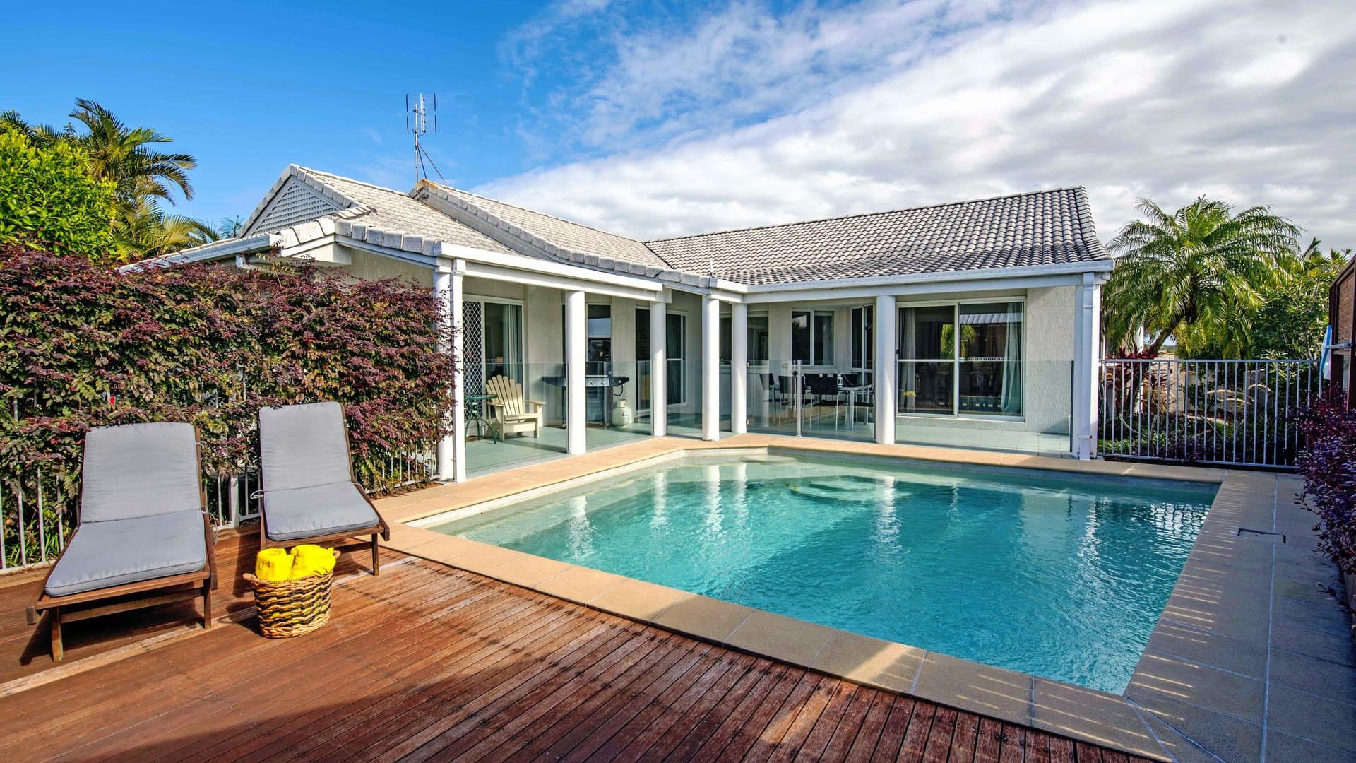 Budget-friendly Noosa accommodation deals