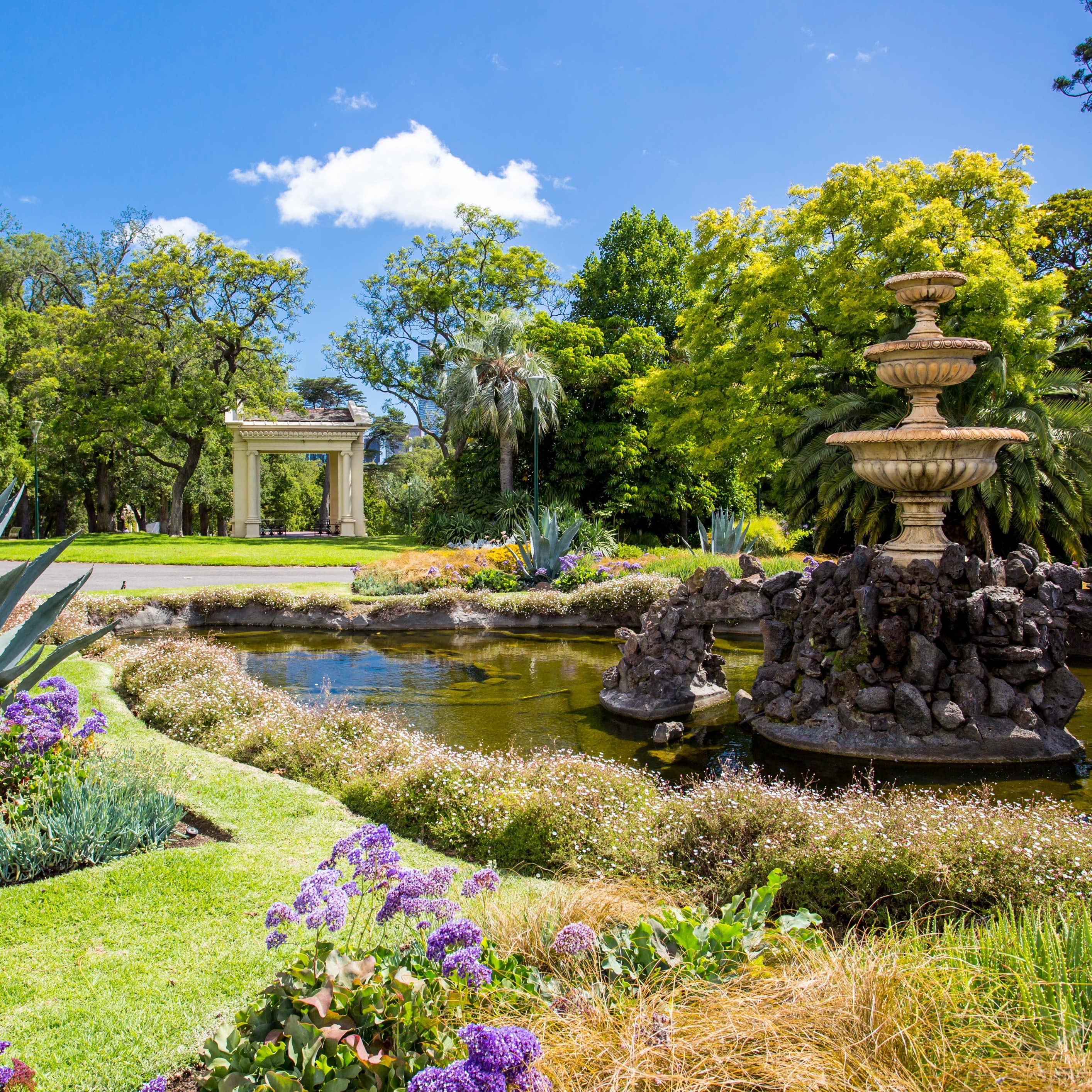 Pond and fountain at Fitzroy Gardens