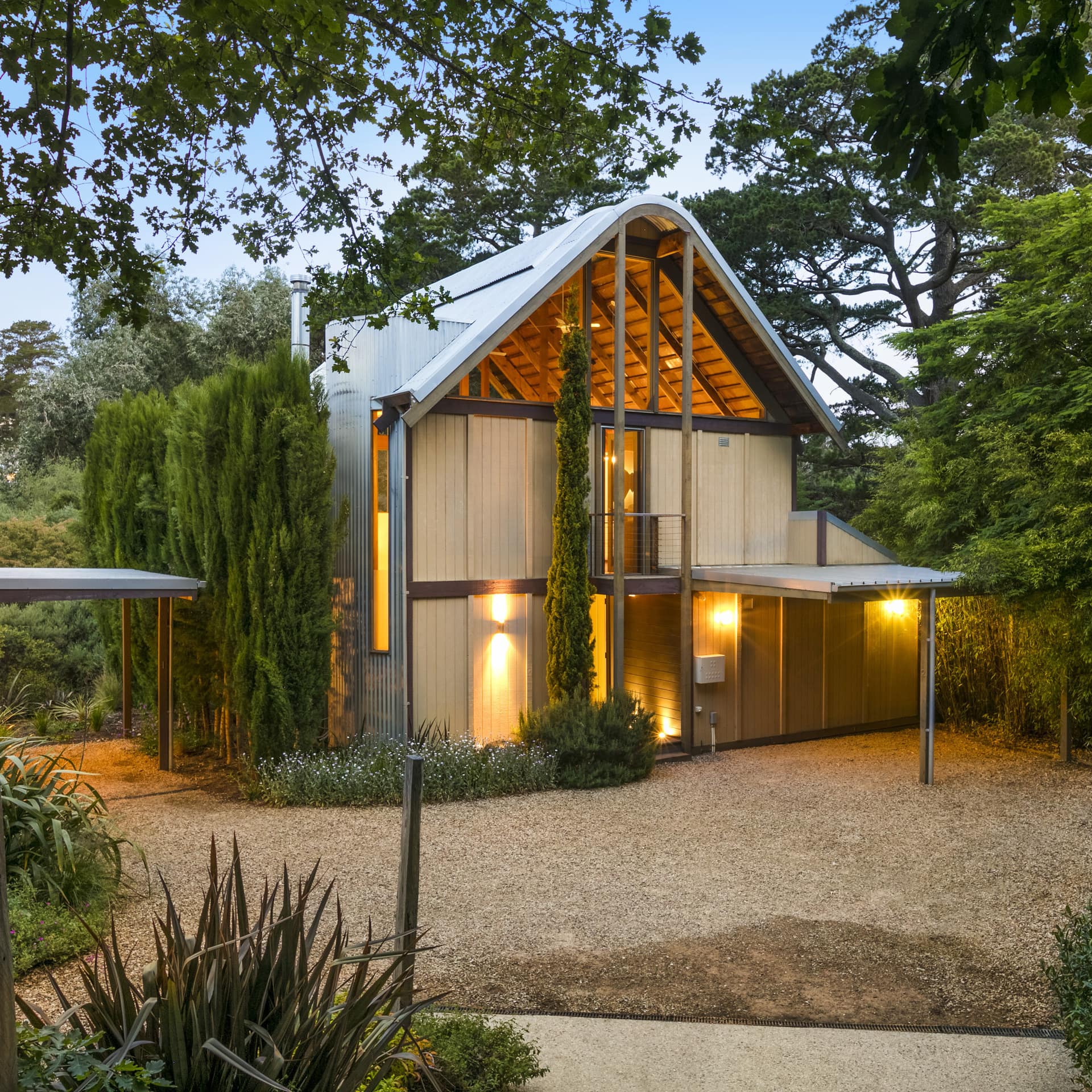 Dip into the famous mineral springs with quality Hepburn Springs accommodation
