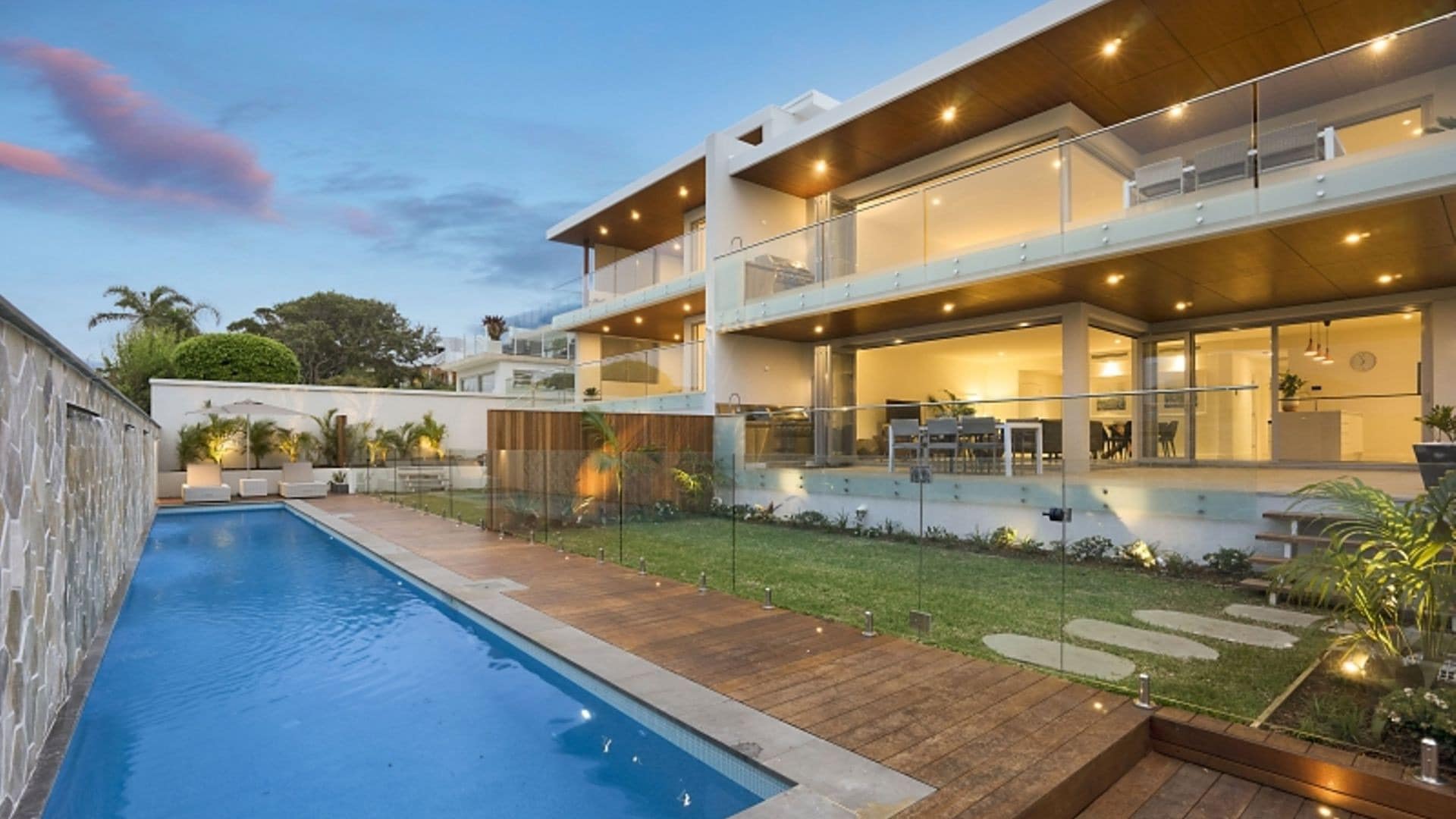 Relax and unwind in your Terrigal holiday house
