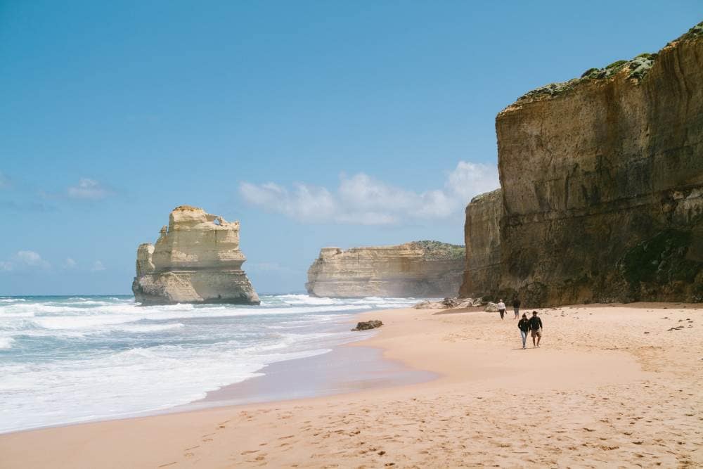 things to do in lorne - The 12 Apostles courtesy of Roberto Saba