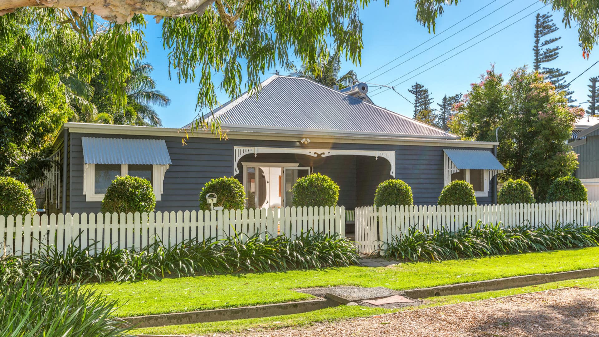 Kick back in a pet-friendly accommodation in Byron Bay