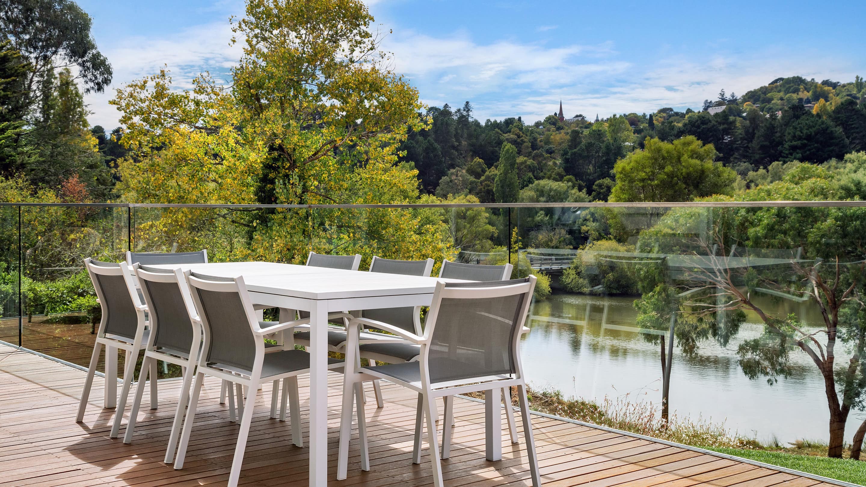 Let go of your stress in a plush Daylesford accommodation