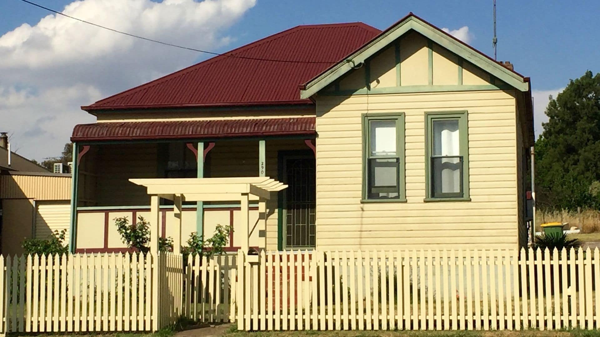 Discover the fascinating heritage of a picturesque region with Yass accommodation
