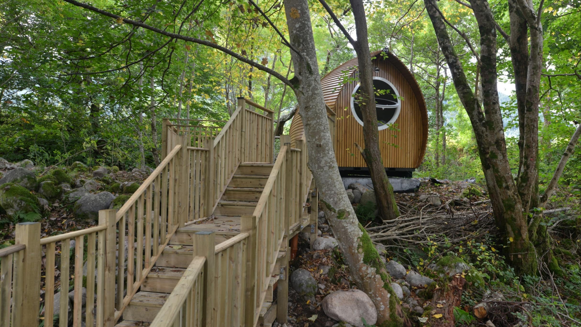 Glamping in QLD for access to theme parks, reef and beach