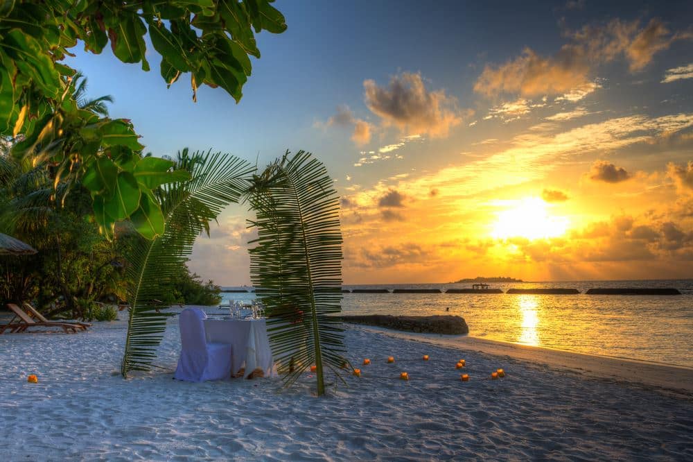 best places to propose australia - Australian beach romantic holiday