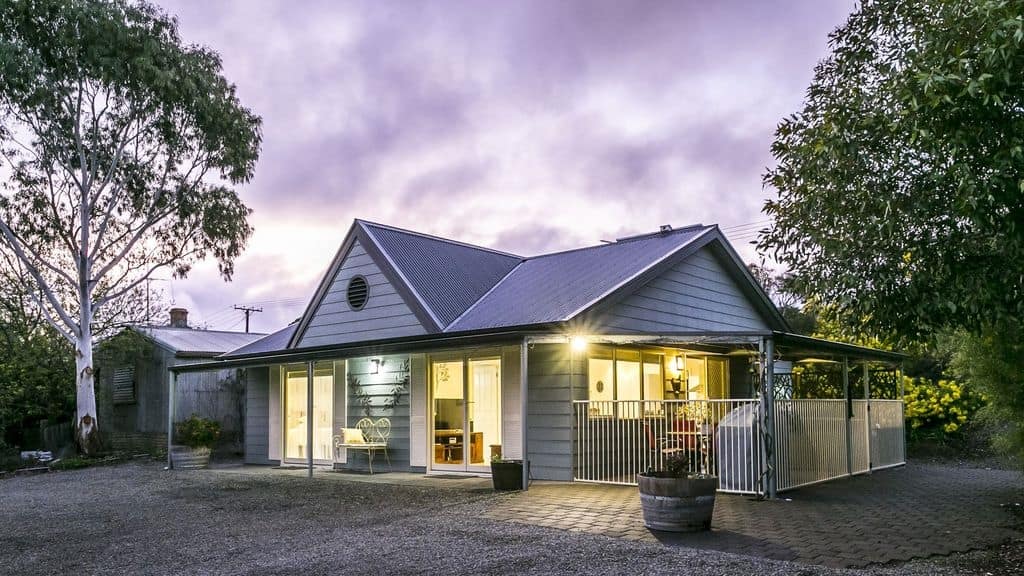 One Tree Bed and Breakfast: The Retreat